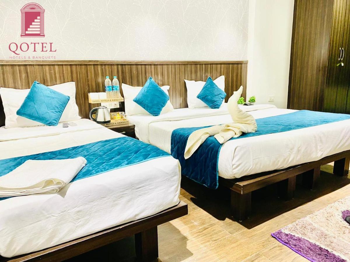 Qotel Hotel Rajouri Garden Above Ritu Marbles, Near Rajouri Garden Metro Station-Couple Friendly Nowe Delhi Zewnętrze zdjęcie